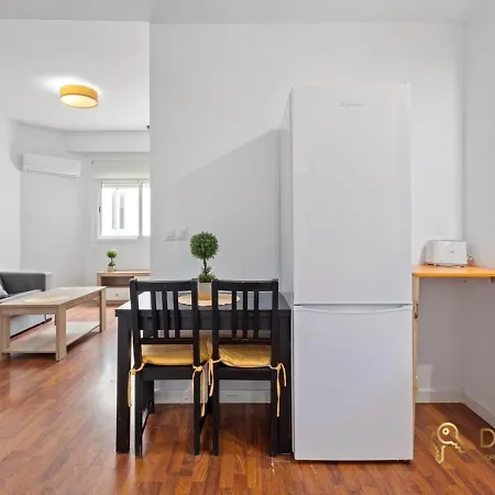 Apartment Cosy Flat To Discover Malaga